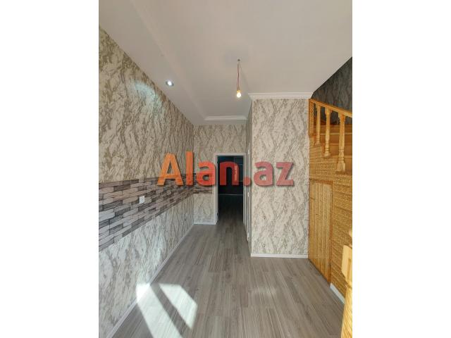 2 mərtəbə   3 otaq  h/evi  satışda