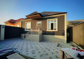 Maştağada həyət evi satılır