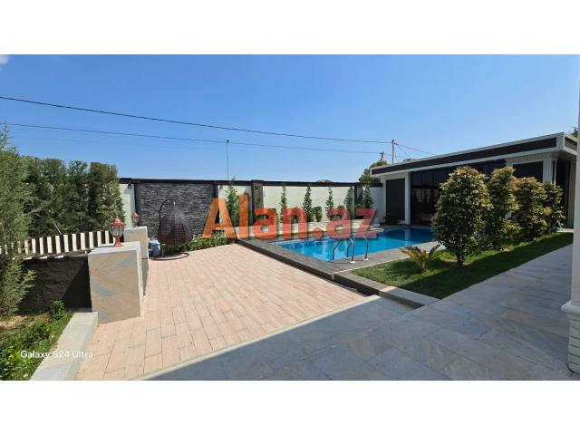 Mərdəkanda villa satılır