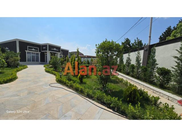 Mərdəkanda villa satılır