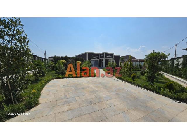 Mərdəkanda villa satılır
