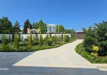 Mərdəkanda villa satılır