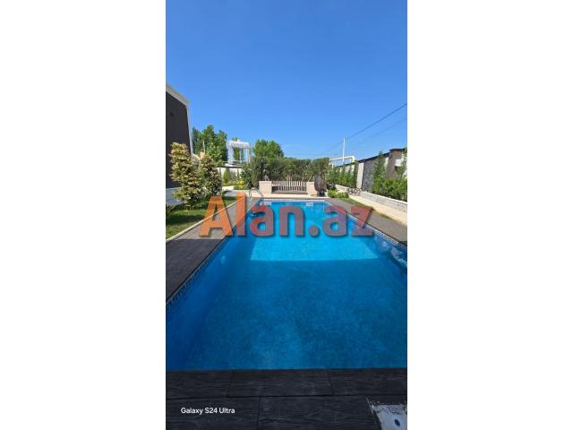 Mərdəkanda villa satılır