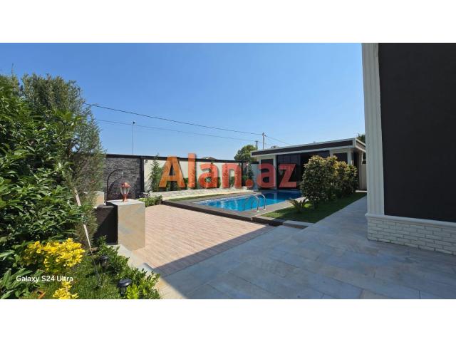 Mərdəkanda villa satılır