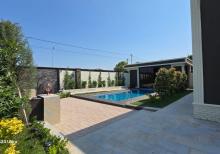 Mərdəkanda villa satılır