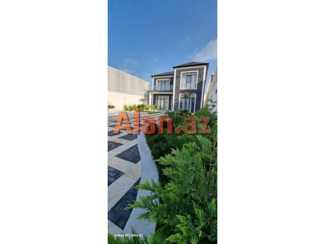 Şüvəlanda bağ evi satılır