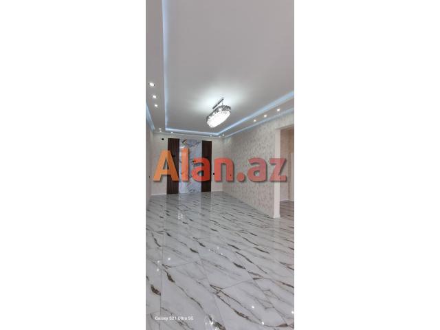 Şüvəlanda bağ evi satılır