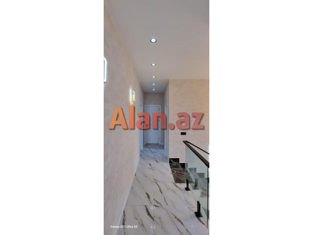 Şüvəlanda bağ evi satılır