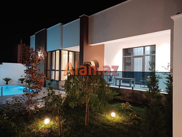 Şüvəlanda bağ evi satılır