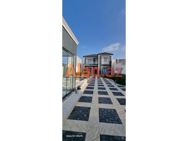 Şüvəlanda bağ evi