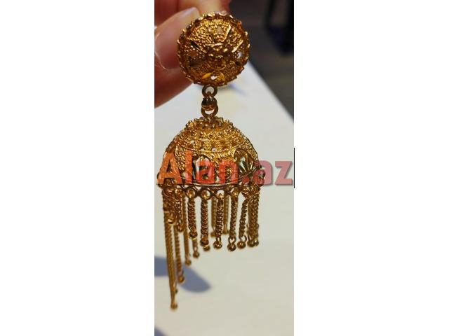 Hindistandan birabaşa gətirilmiş sırğa