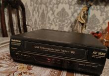 GoldStar RN800AW Videomaqnitofon