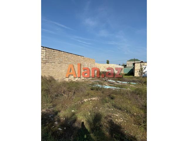 Buzovnada torpaq sahəsi satılır