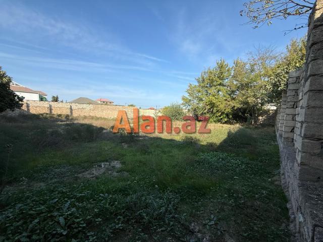 Buzovnada torpaq sahəsi satılır