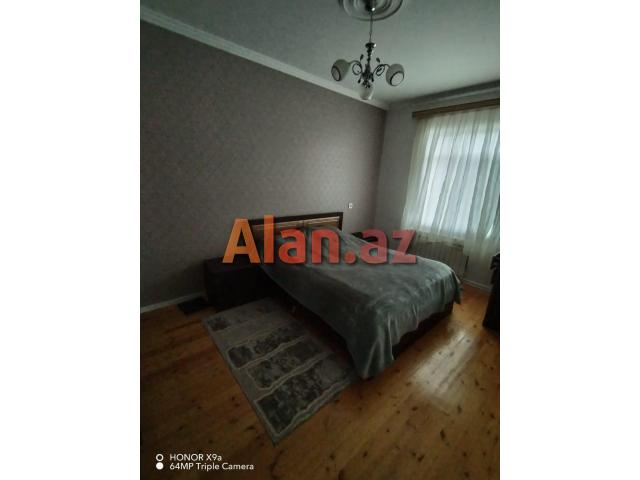 Pirşağıda həyət evi satılır