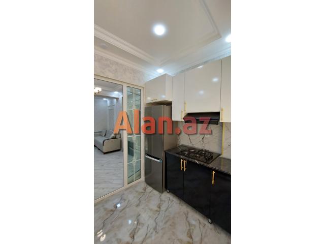 Aaaf_parkda  2 otaqlı mənzil satışda