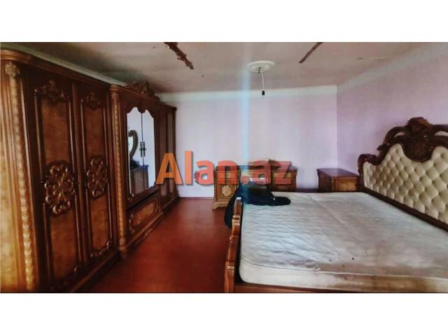 Buzovnada həyət evi satılır