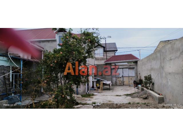 Buzovnada həyət evi satılır