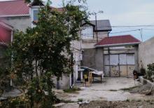 Buzovnada həyət evi satılır