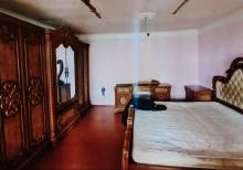 Buzovnada həyət evi satılır