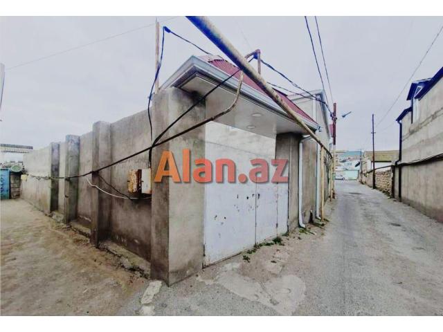 Buzovnada həyət evi satılır