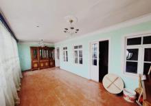 Buzovnada həyət evi satılır