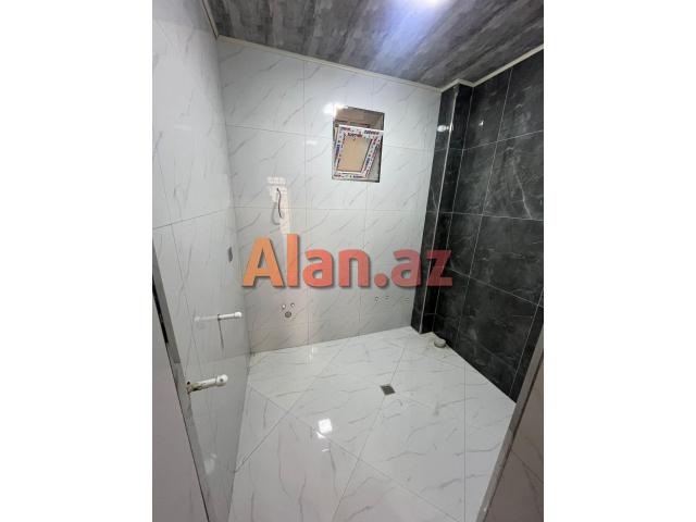 2 mərtəbə 4_otaqlı satılır