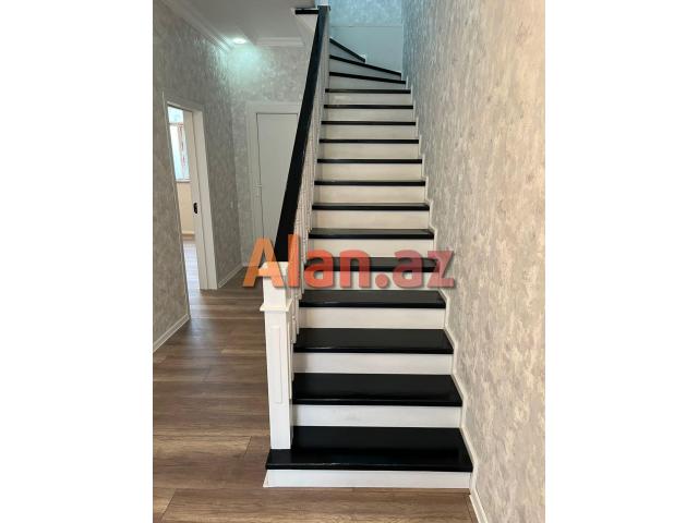 2 mərtəbə 4_otaqlı satılır