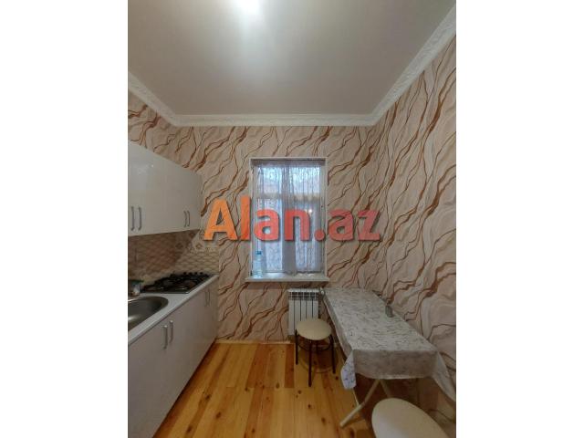 3 _ otaq lı  həyət  evi  satılır