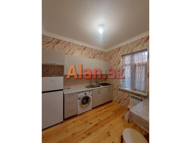 3 _ otaq lı  həyət  evi  satılır