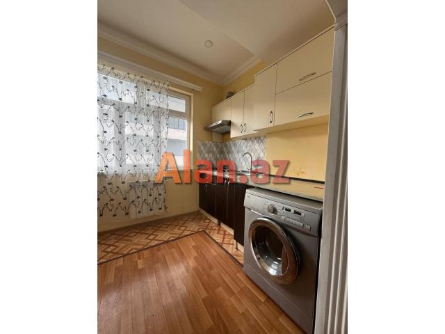 YENİ YASAMALDA MƏNZİL SATILIR !!!!