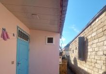 2 otaqlı  həyət  evi  satışda