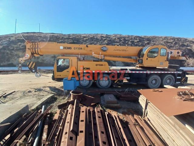 50 Tonluq kran satılır
