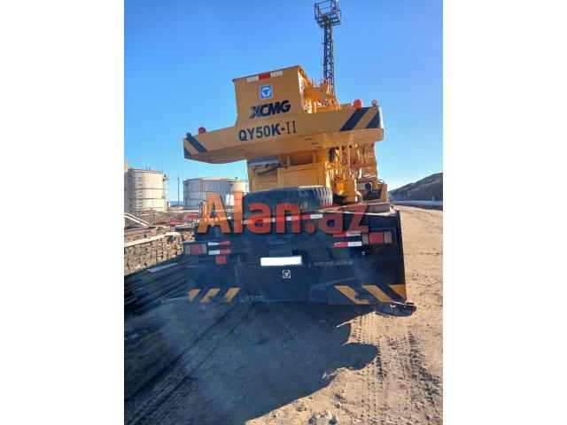 50 Tonluq kran satılır