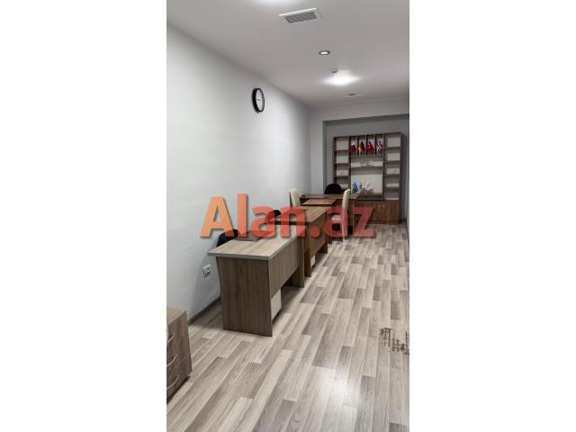 İcarəyə verilir 1 otaqlı ofis 25 m²