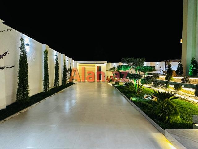 Mərdəkanda villa satılır