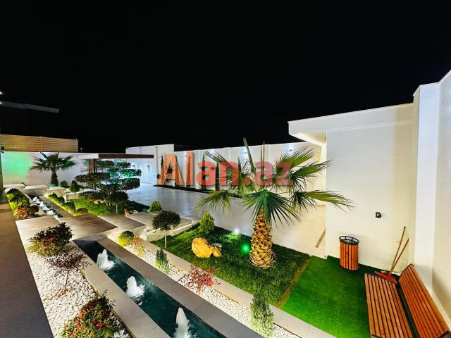 Mərdəkanda villa satılır