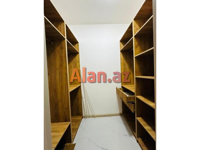 Mərdəkanda villa satılır