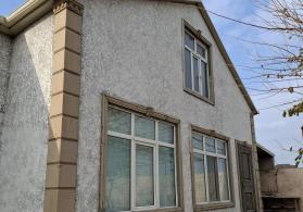Albalıda həyət evi satılır