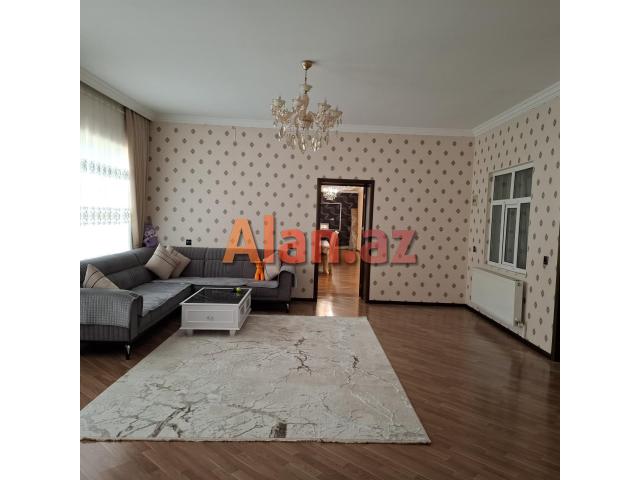 Albalıda həyət evi satılır