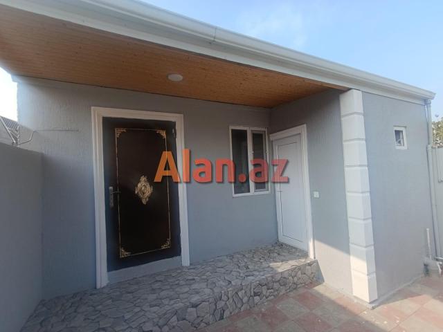 Buzovnada həyət evi satılır