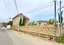 Buzovnada həyət evi satılır