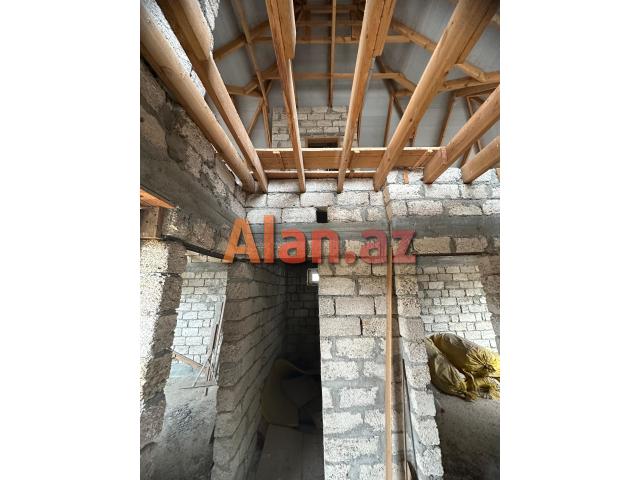 Buzovnada həyət evi satılır