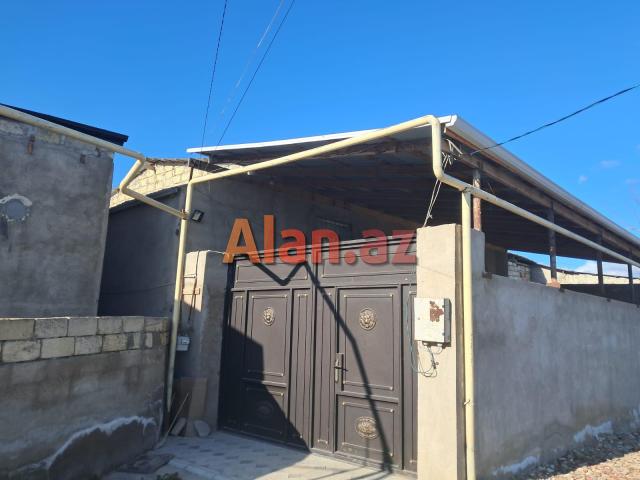 Kredit ilə Binəqədidə 3 otaqlı həyət evi