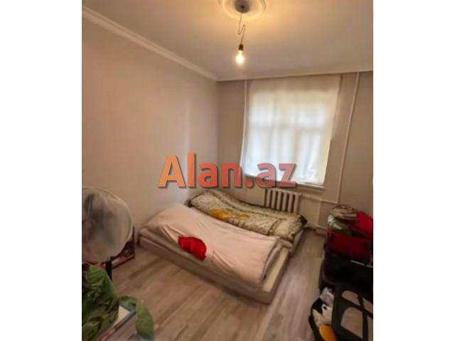 Yeni Günəşli, D massivində qanuni 2 otaqlı, əla qiymətə mənzil