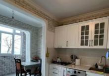 Yeni Günəşli, D massivində qanuni 2 otaqlı, əla qiymətə mənzil