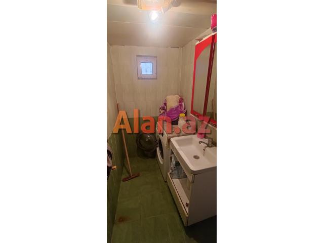 Sabunçu Qəsəbəsi 6 Otaqlı 200+ kv Həyət Evi