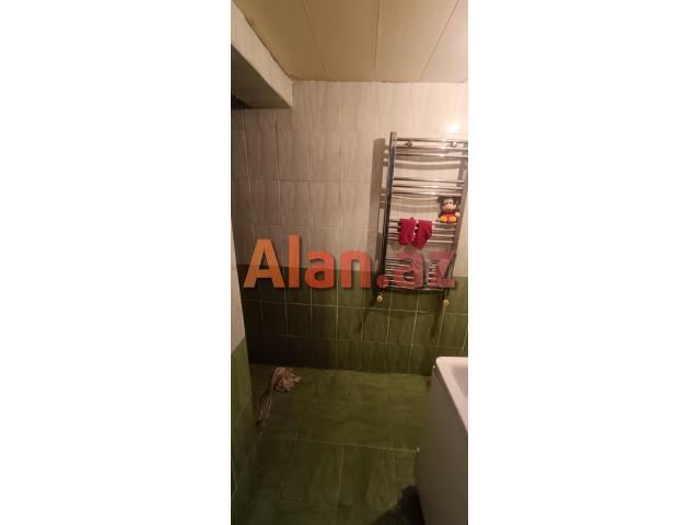 Sabunçu Qəsəbəsi 6 Otaqlı 200+ kv Həyət Evi