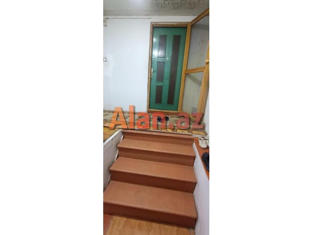 Sabunçu Qəsəbəsi 6 Otaqlı 200+ kv Həyət Evi