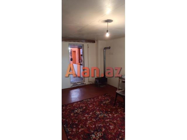 Sabunçu Qəsəbəsi 6 Otaqlı 200+ kv Həyət Evi